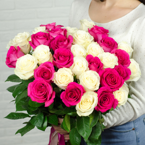 35 роз бело-розовый микс (Эквадор)
