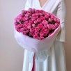 25 кустовых розовых роз